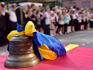 Для школьников в Украине прозвучал первый звонок, фото: УНИАН