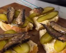 Бутерброды со шпротами, кадр из видео