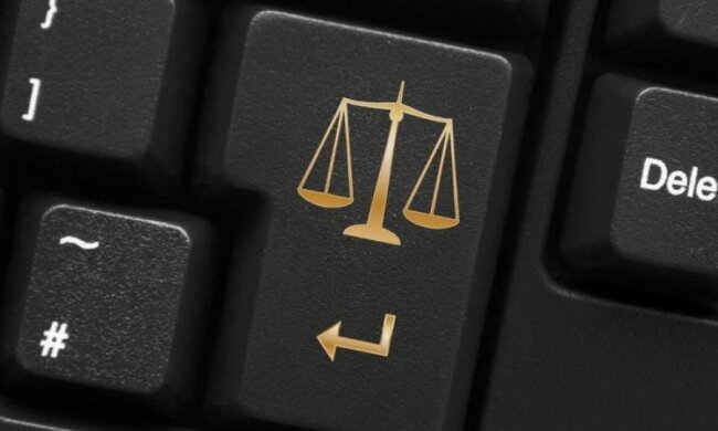 Українські суди переселять в інтернет