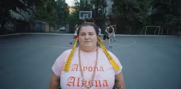 Alyona Alyona, кадр из клипа