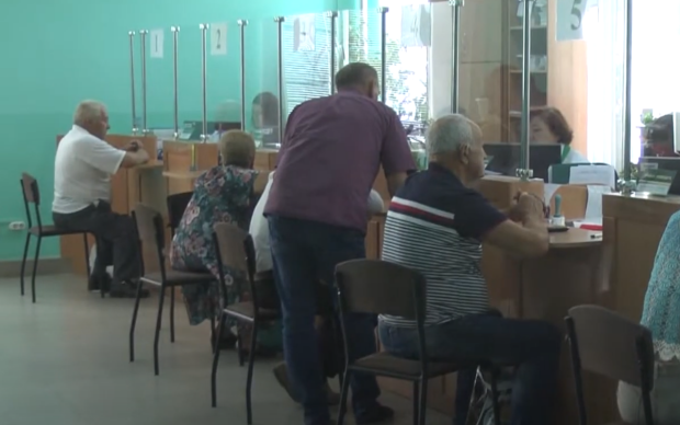 Дотянуть до пенсии будет трудно: новые требования заставят украинцев "лезть из шкуры"