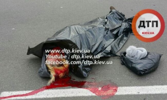 Милицейское авто насмерть сбило женщину в Киеве (фото)