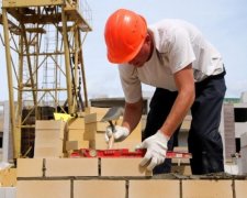 Будівельники стали найбільш затребуваними працівниками в травні