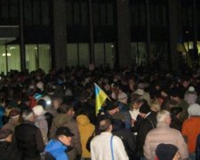 Вибори в Кривому Розі: в ТВК сталася штовханина