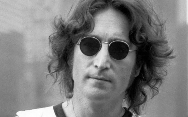 День рождения Джона Леннона: лучшие песни The Beatles