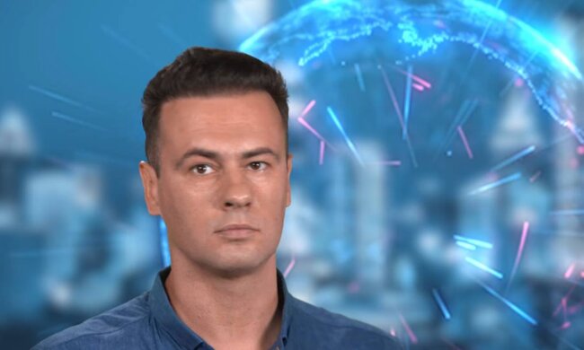 Максим Ялі