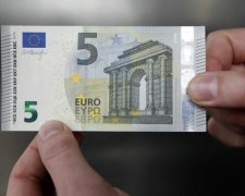 У наступному півріччі побільшає підробок євро - експерт
