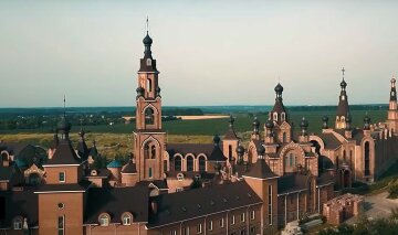 Монастырь Иоанна Кронштадтского под Киевом / фото: скриншот Youtube