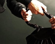 Горе-грабіжник тричі не зміг нічого вкрасти