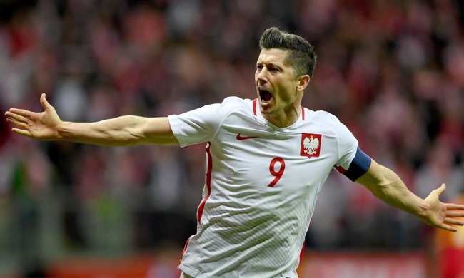 Левандовскі змінився до невпізнання: Арні схвалює