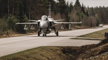 Шведський винищувач Gripen