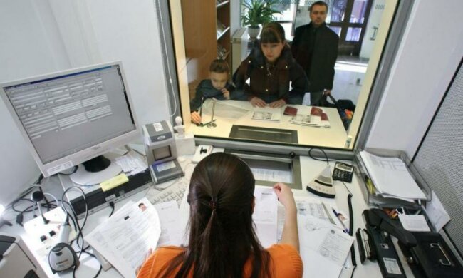 Євросоюз приготував "безвізовим" українцям неприємний сюрприз