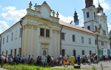 В УПЦ (МП) заявляють про захоплення їх храму в Богородчанах і побиття віруючих