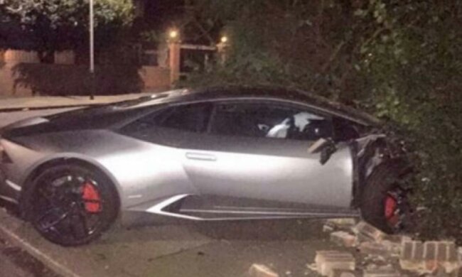 Игрок «Вест Хэма» влетел в дом болельщика команды на Lamborghini