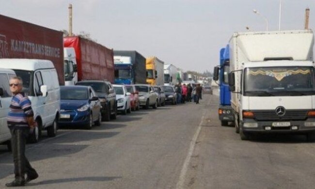 Украинцы не могут попасть в оккупированный Крым