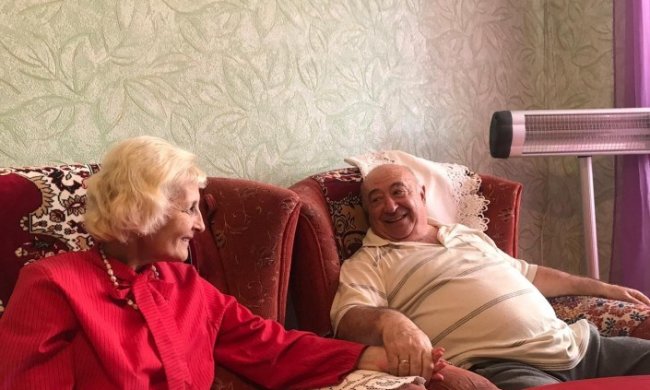 Батьки Зеленського відкрили українцям двері у свій дім: як жив слуга народу