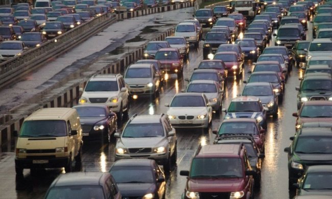 Киян змусять намотувати кілометри: де буде обмежено рух