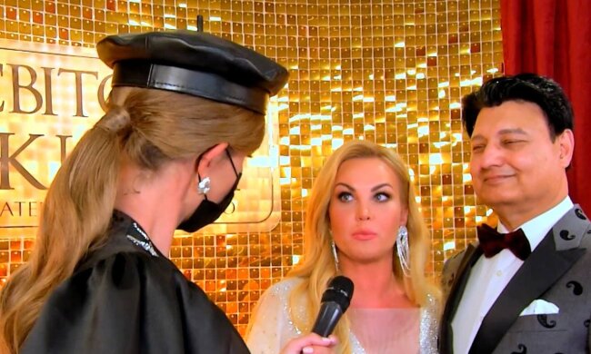 Камалия с мужем / скриншот из видео