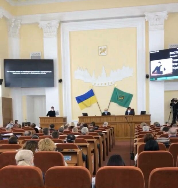Кернесу висловили незручну правду на сесії, Харків гуде - "спускаємо гроші на зоопарки замість медицини"