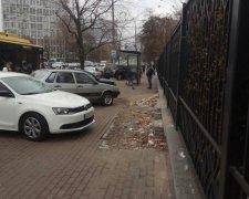 паркування на тротуарах