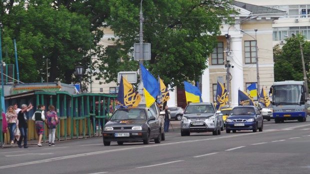 Азаров оплатив акції сепаратистів в Україні