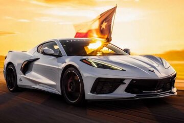 C8 Corvette, Hennesy