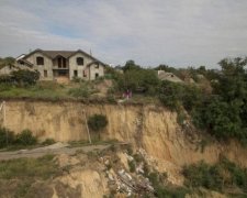 Оползень на Одесчине: местные жители назвали виноватых