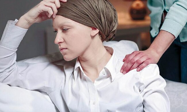 Хірург-онколог розповів, коли бувають ускладнення після раку: "Залежить від…"