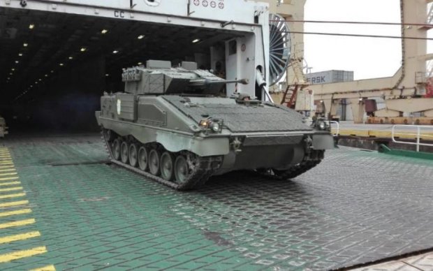 НАТО стягивает танки к восточным границам