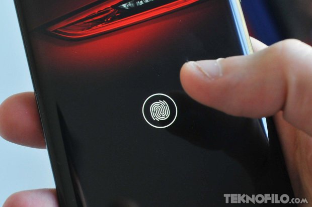 Не Galaxy S10: стало відомо, який смартфон Samsung затьмарить iPhone XS