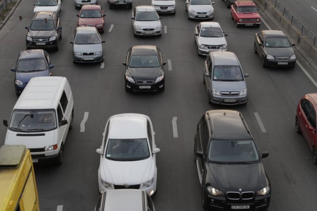 Украинских водителей предупредили о масштабных изменениях: права получить практически невозможно
