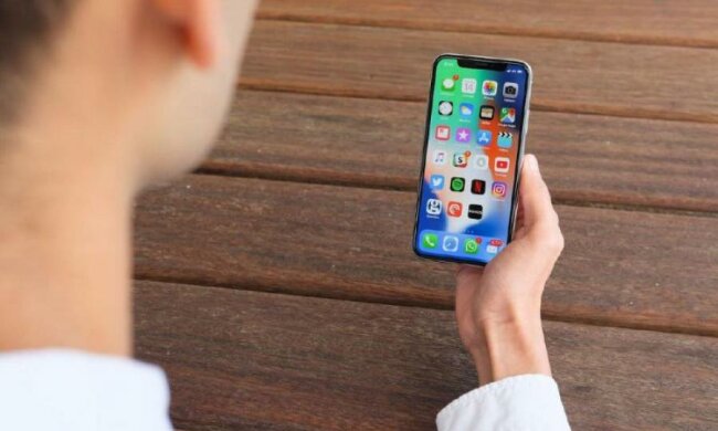 Apple поховала бюджетник SE 2, так і не народивши