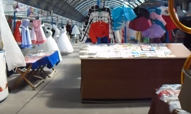 З Чернівців зникнуть кіоски з кавою і цигарками