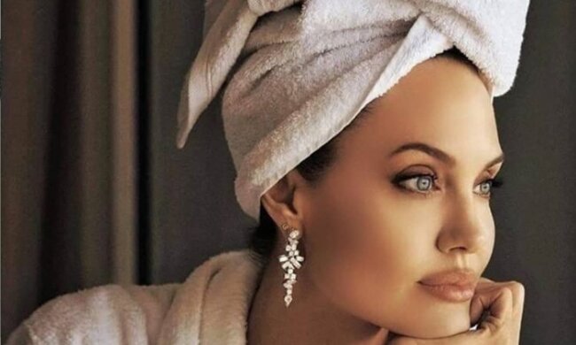 Джолі//www.instagram.com/angelinajolie_offiicial