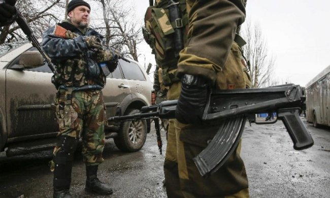 Терористи напали на військових біля Мар'їнки - штаб АТО