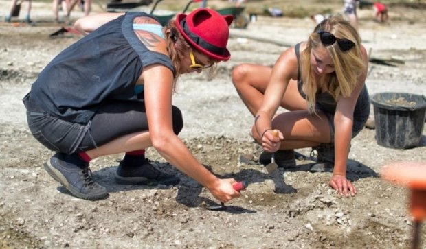 Охотники нашли останки древнего одноногого моллюска