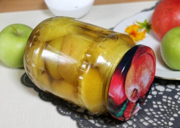 Маринованные яблоки, кадр из видео