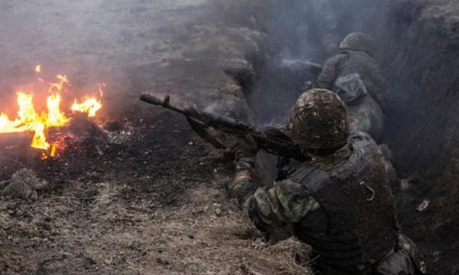 Доба в АТО: півсотні обстрілів та поранені українські герої