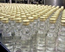 В Україні посилять відповідальність за торгівлю спиртним без акцизу