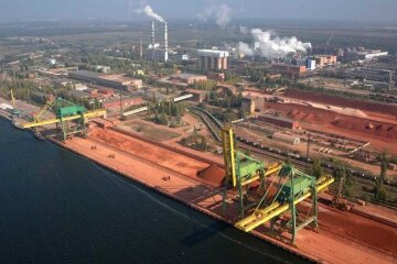 Николаевский глиноземный завод \ фото Вести