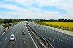 Зеленський будує нову дорогу під Харковом, люди чекали десятиліттями: "Це вирішить багато проблем"