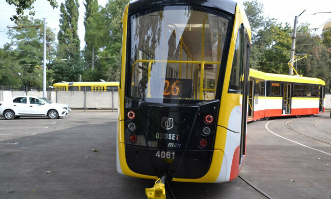 Поместятся все: в Одессе испытывают самый длинный трамвай в Украине
