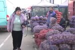 Картофель на рынке, скриншот видео