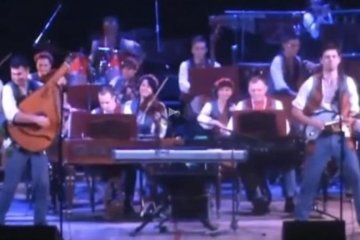 Оркестр зіграв "Hotel California" на бандурах (відео)