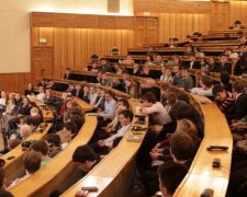 Украинский выпускник поставил на уши США