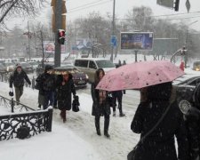 Погода разделила Украину на два фронта: чего ждать в начале недели