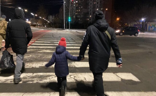 Українці, зима, дитина, фото: Знай.ua