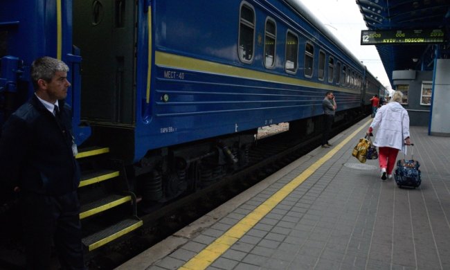 Укрзалізниця закупила російські деталі за космічними цінами: опубліковано важливий документ