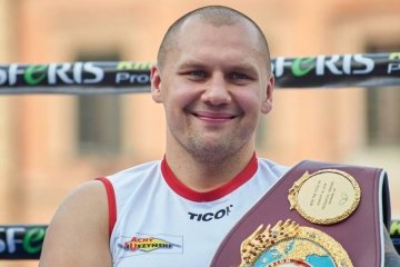 Гловацки вернется в ринг в апреле