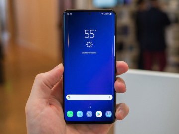 Samsung Galaxy S10 показали на первых фото